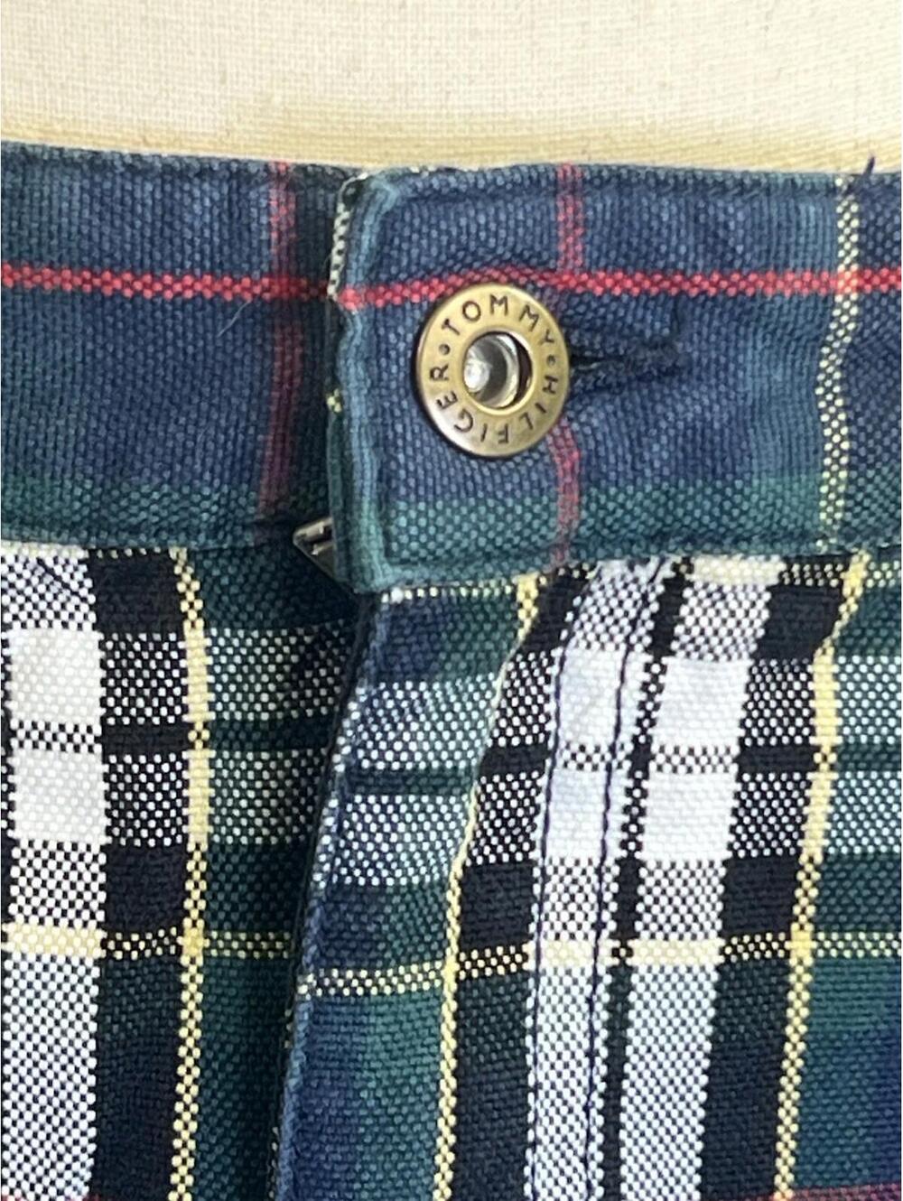 Tommy Hilfiger Jeans Classic Tartan Plaid Skirt With 5 Pockets VTG Sz 6 EUC Y2K - Picture 2 of 9